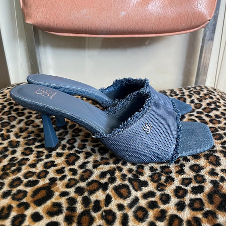 Heels Cosy Island Size 8