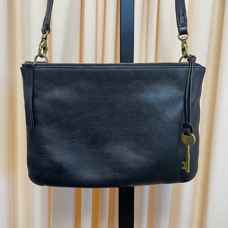 Crossbody Fossil