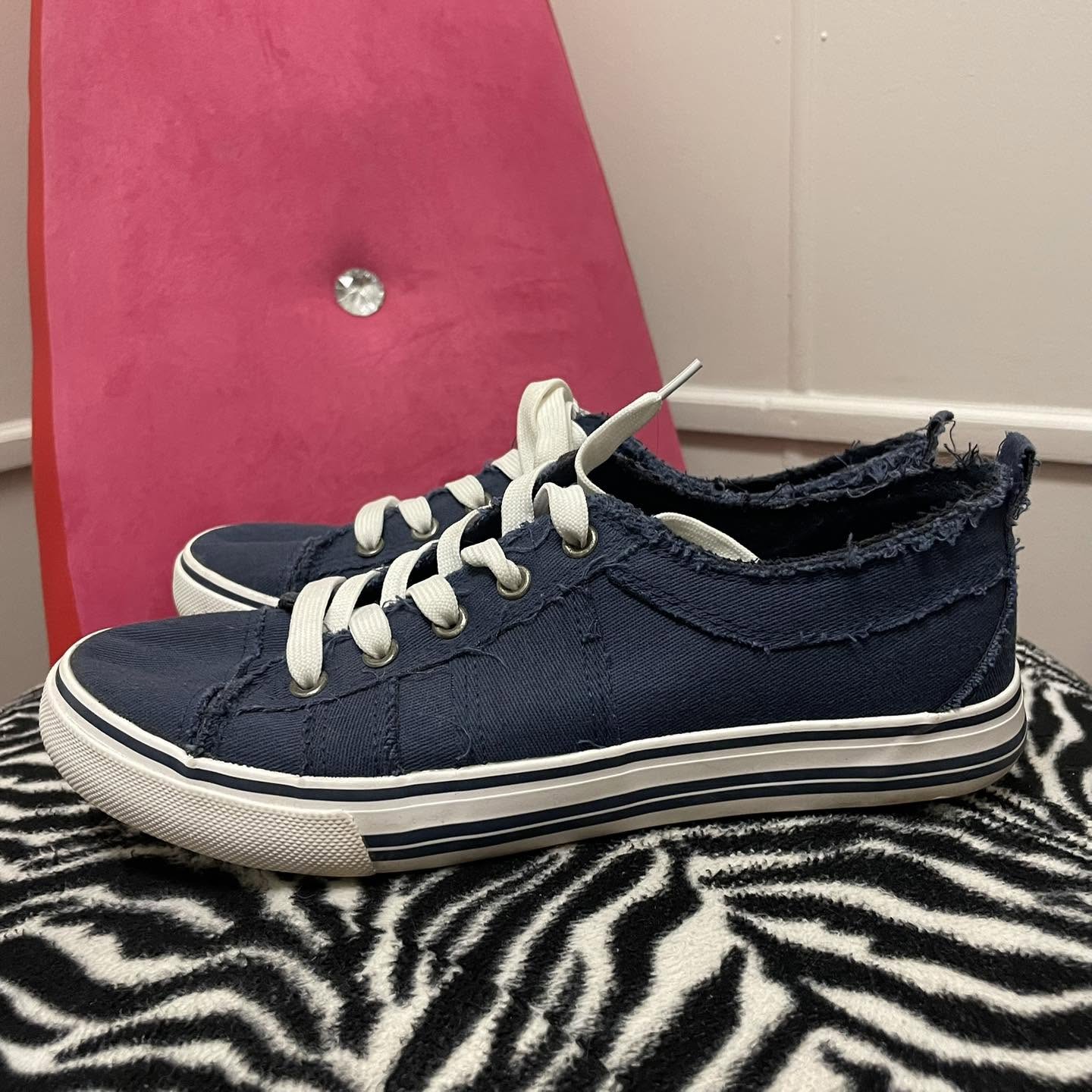 Sneakers Outwoods Size 8