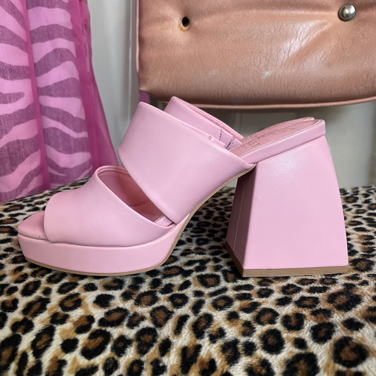 Heels Beast Fashion Size 6.5