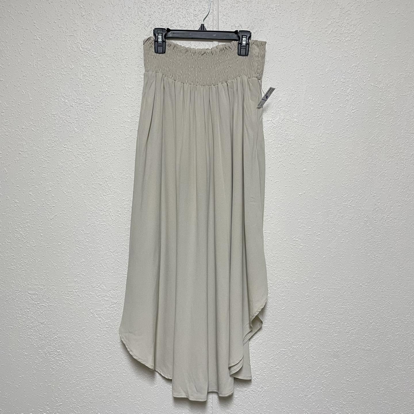 Skirts Final Touch Size Large