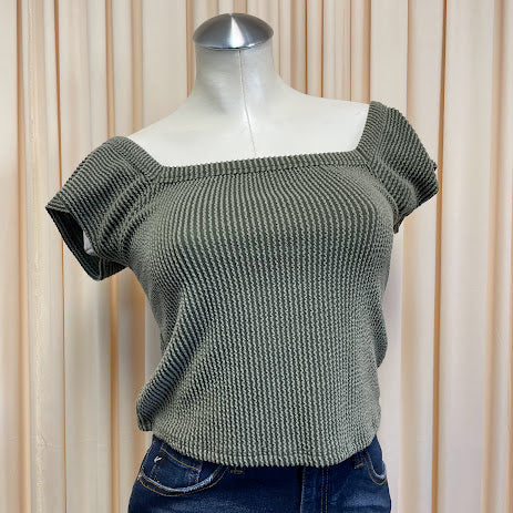Top Lulus Size Medium