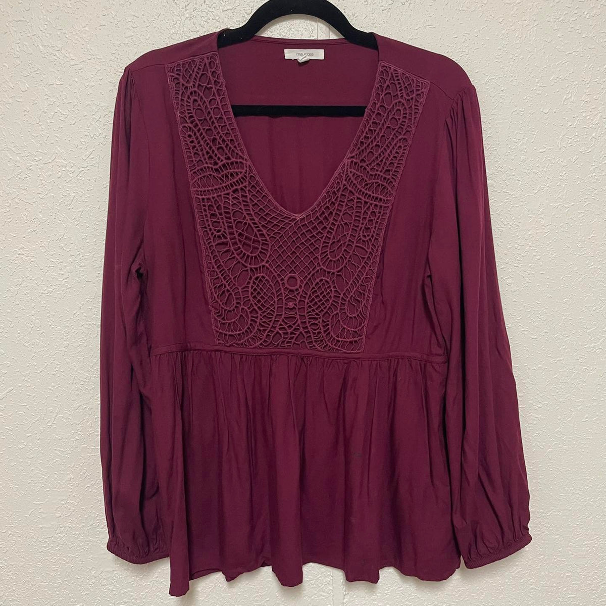 Top Maurices Size Large