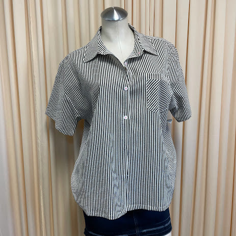 Top GILLI Size Medium