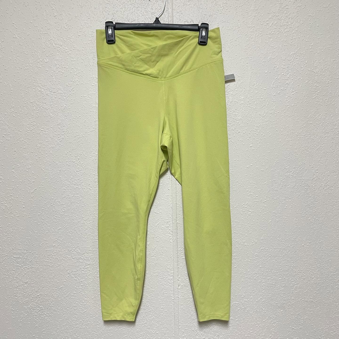 Activewear Old Navy Size Large