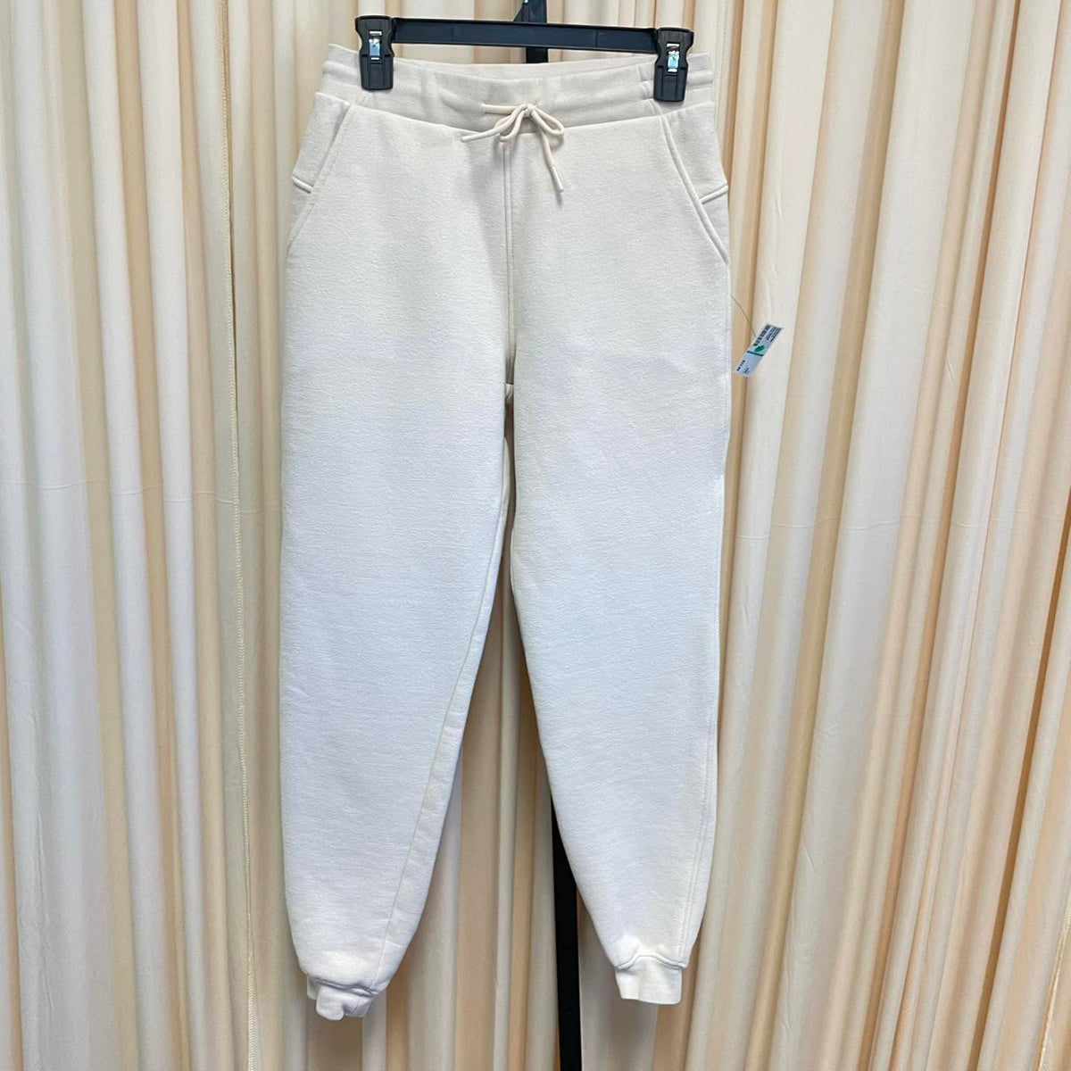 Activewear mono b Size Small
