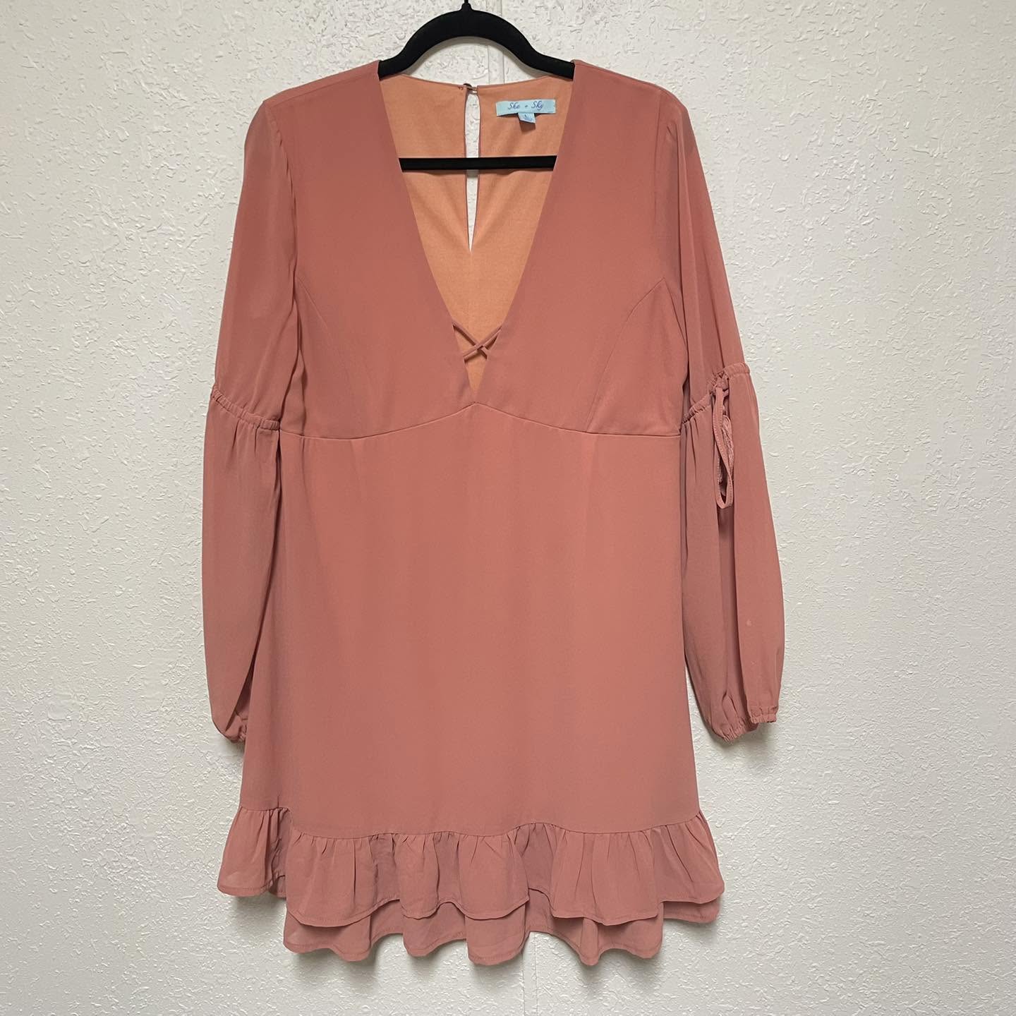 Dresses She + Sky Size Large