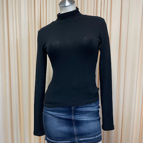 Top perfectwhitetee Size Medium