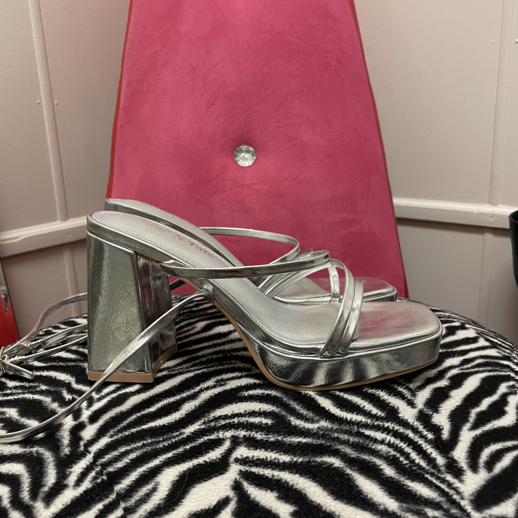Heels . Size 6