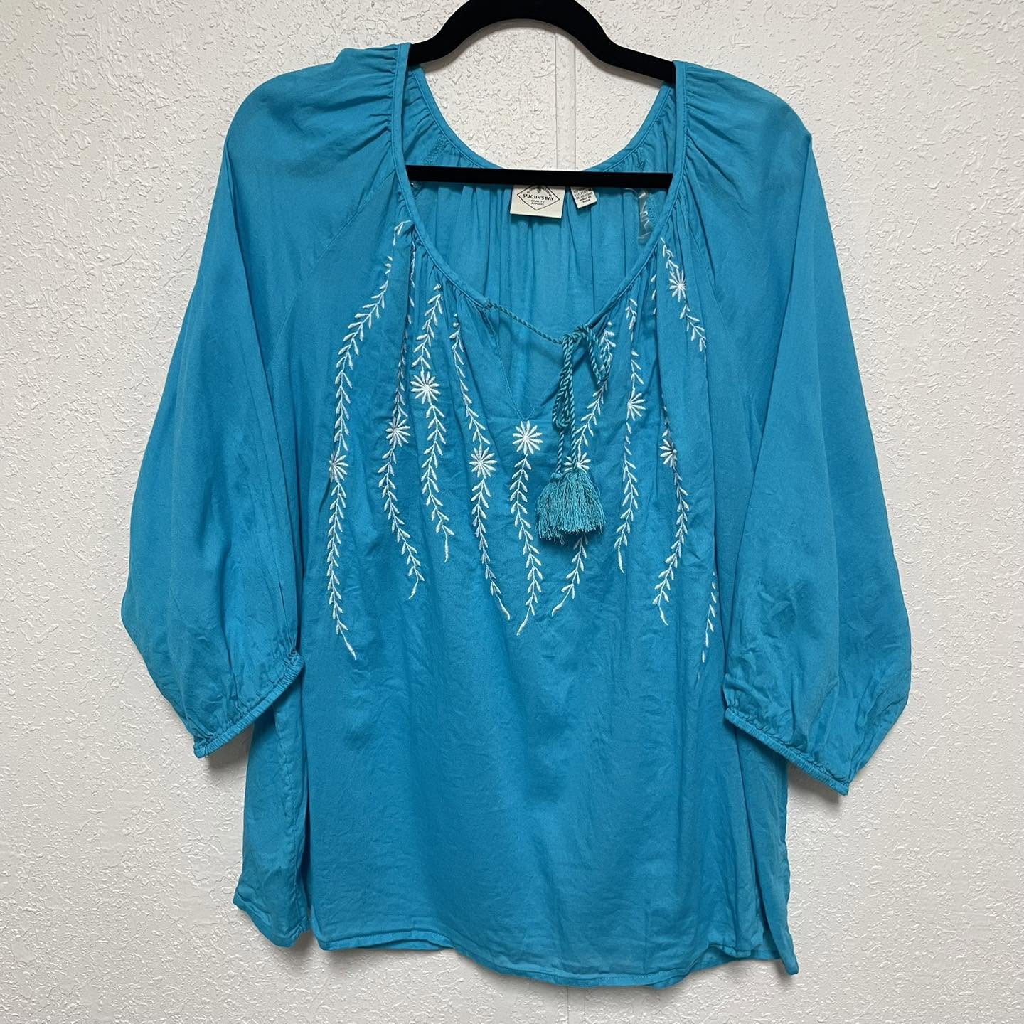 Top St. John's Bay Size 1x