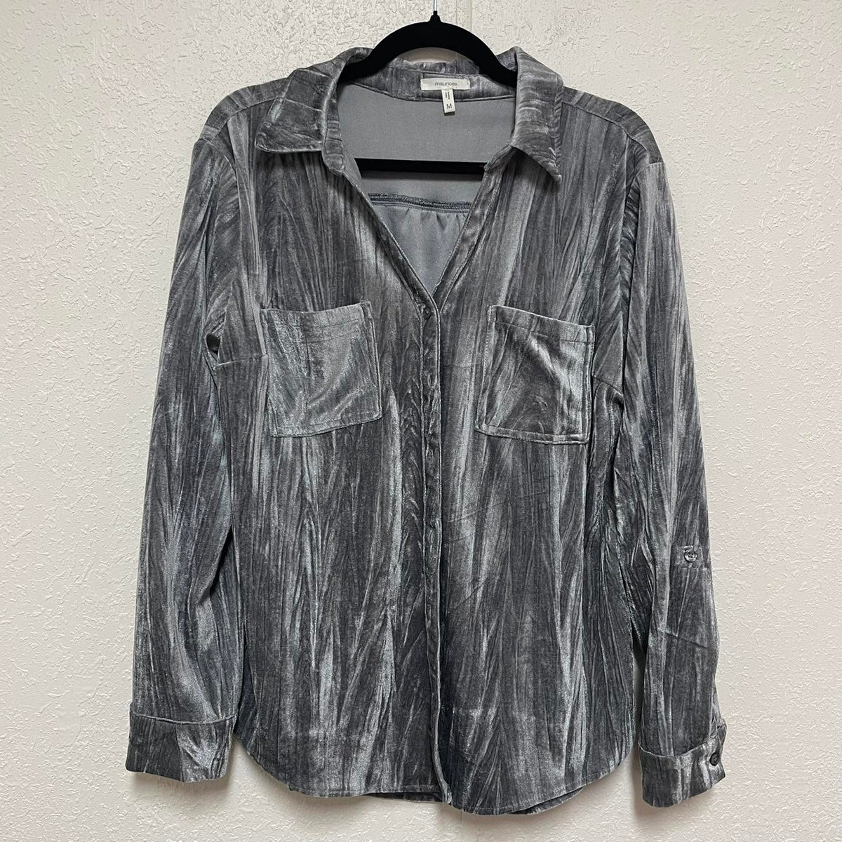 Top Maurices Size Medium