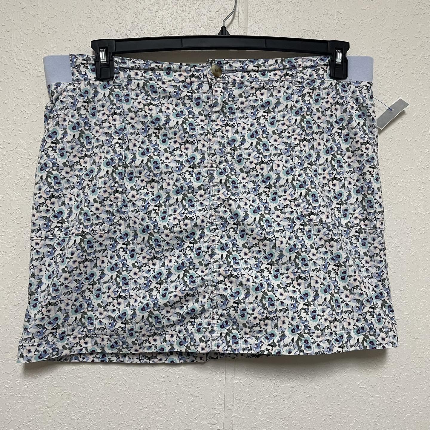 Skirts Lee Size 18