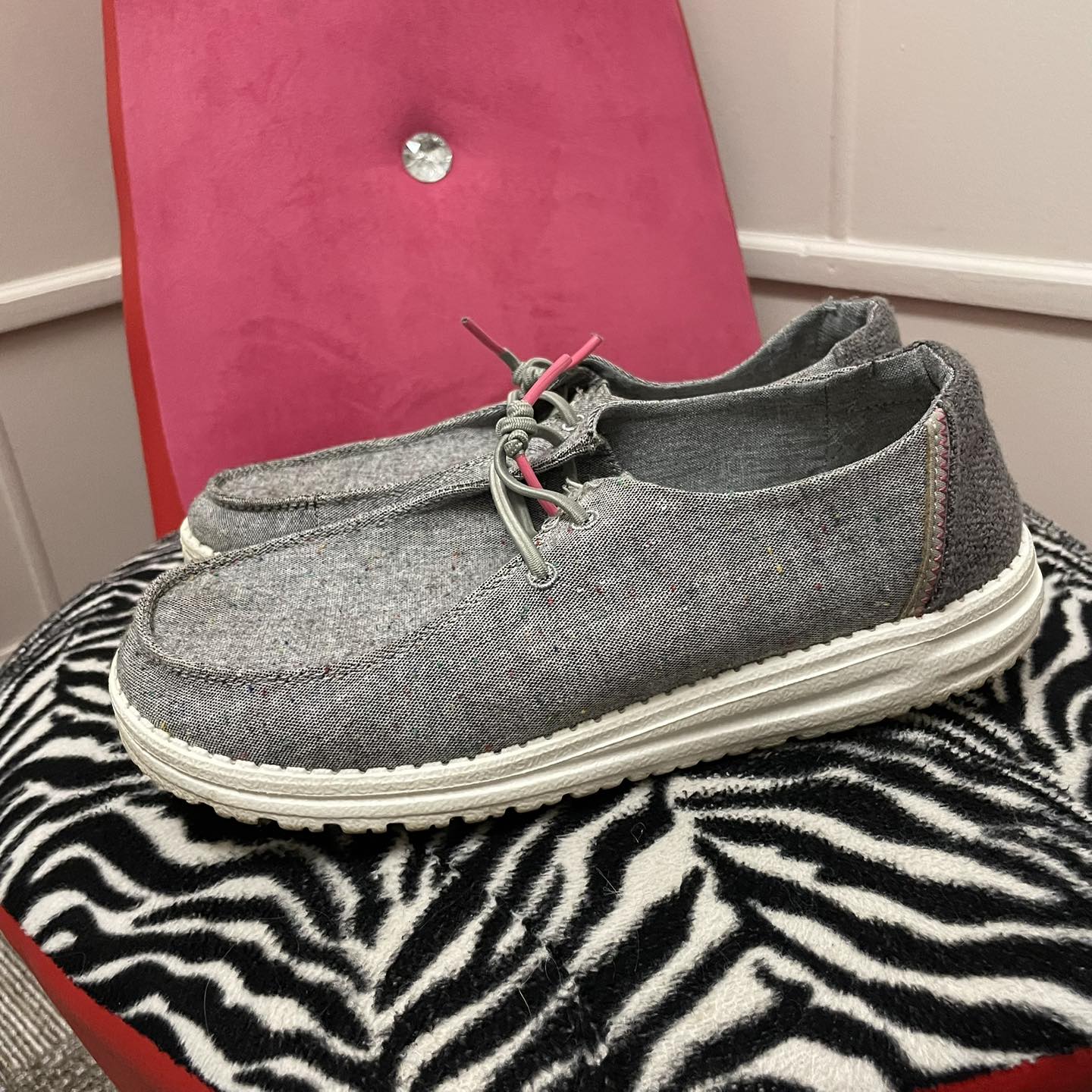 Slip On Hey Dude Size 8