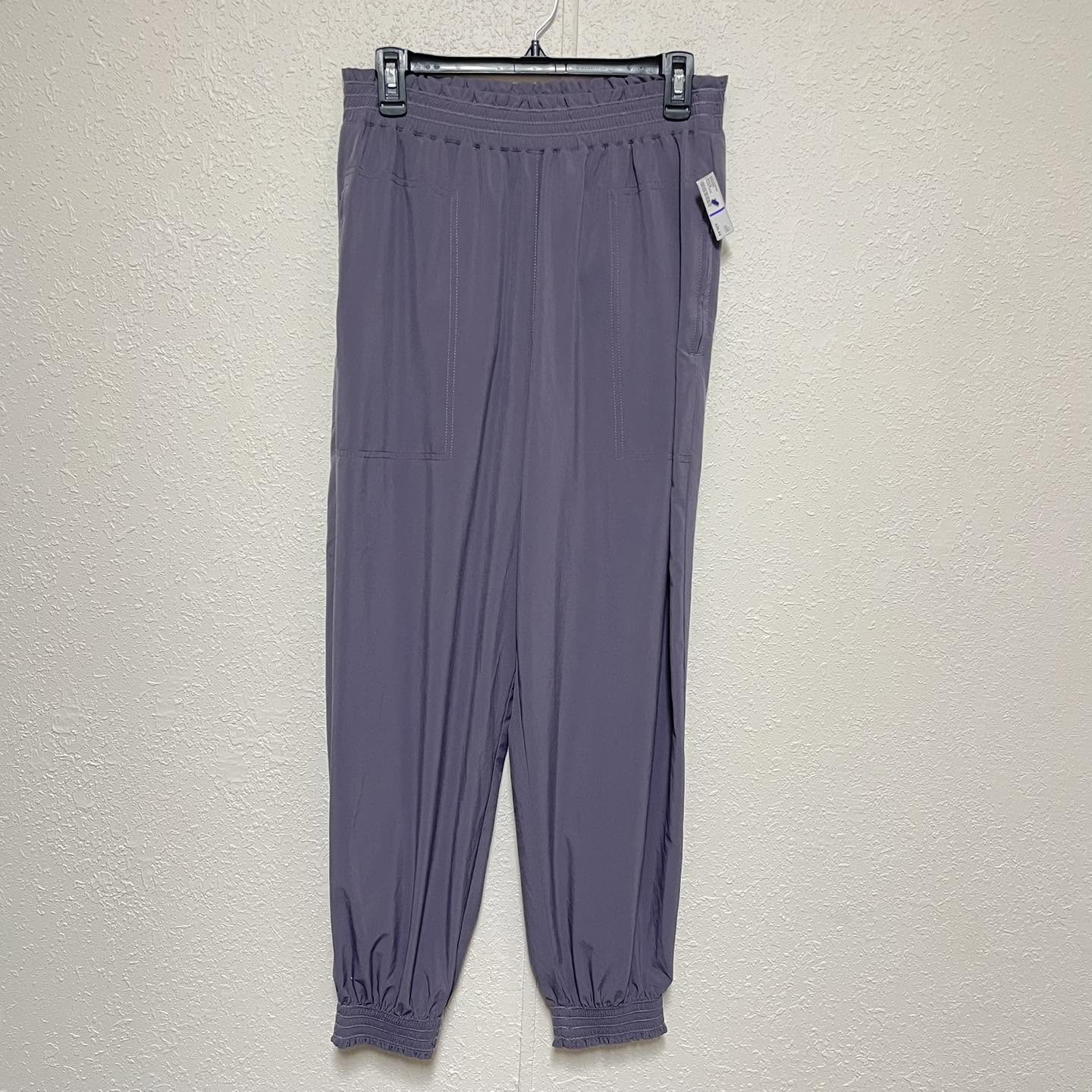 Activewear Athleta Size 8