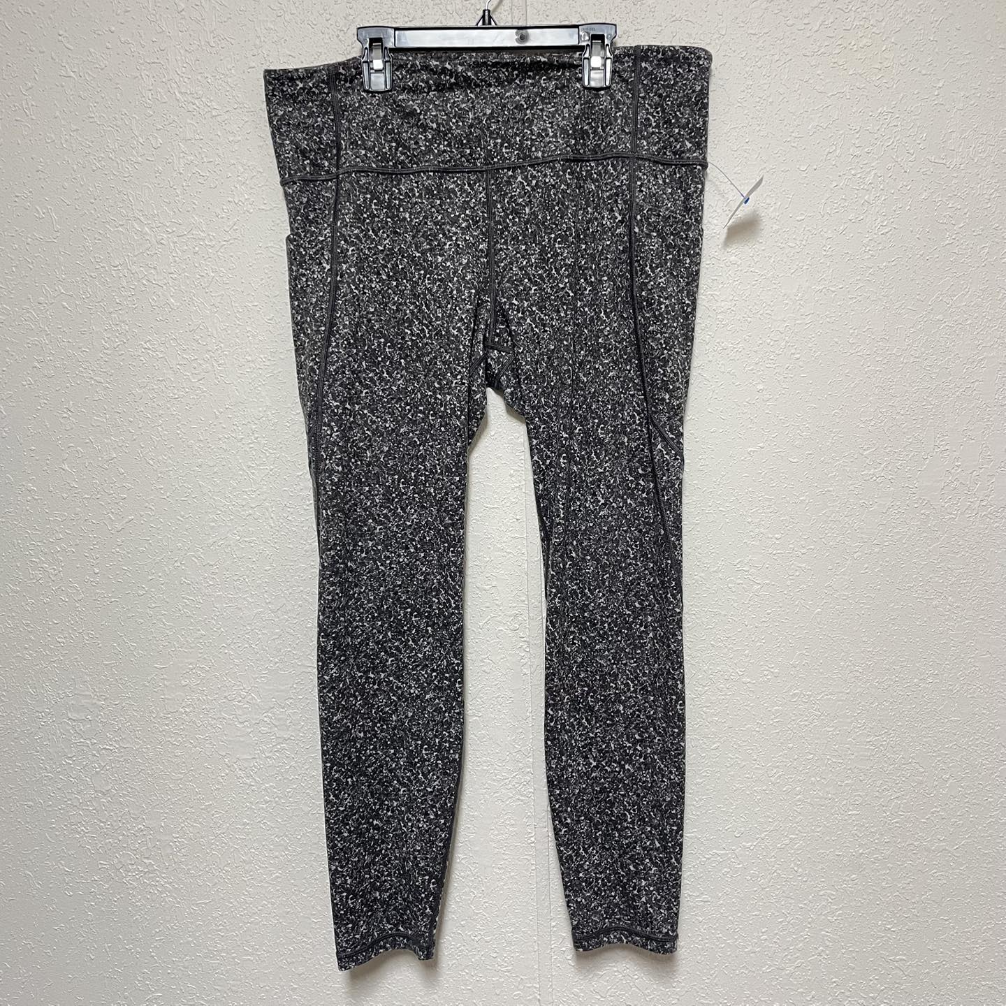 Activewear Athleta Size XL