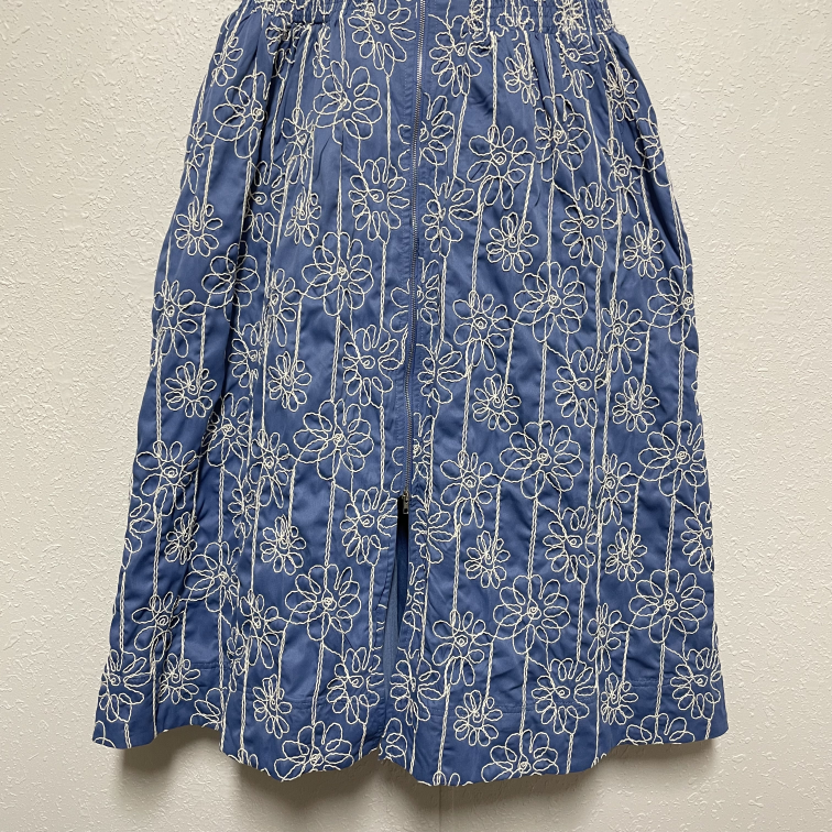 Dresses aureum Size Small