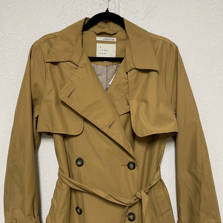Jackets a new day Size Small
