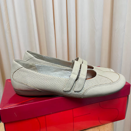 Flats Aerosoles Size 7.5