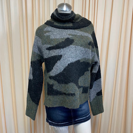 Sweaters RD Style Size Medium