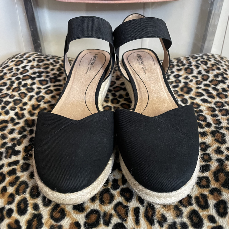 Heels Life Stride Size 9
