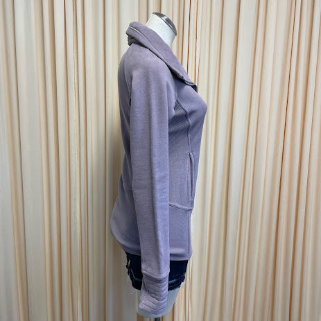Activewear Lululemon Size 4
