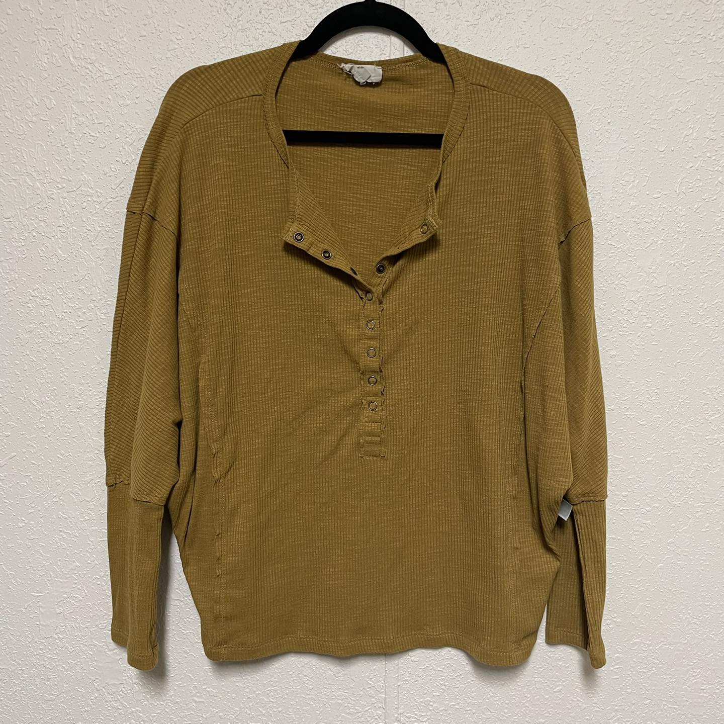 Top entro Size Medium