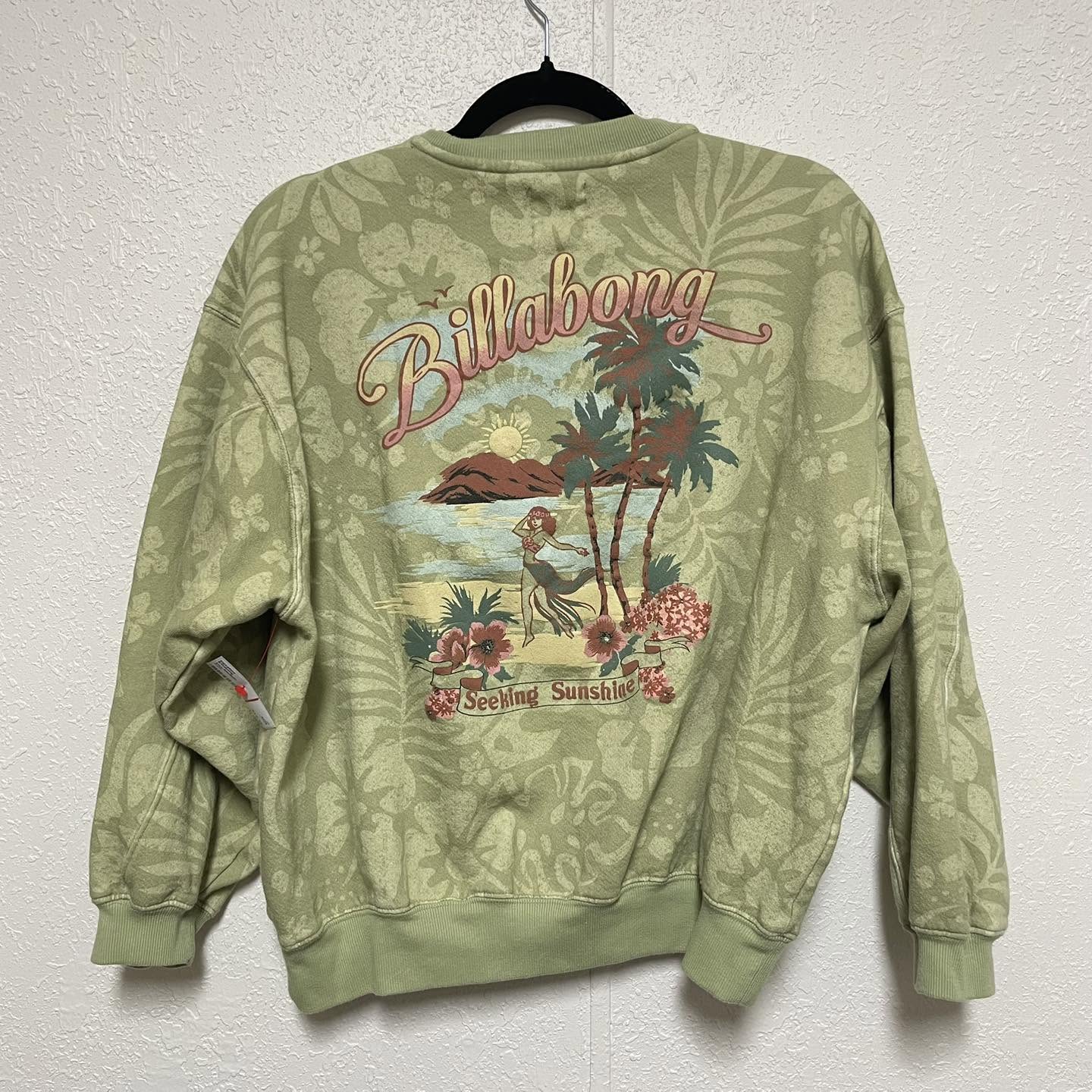 Sweaters Billabong Size Medium