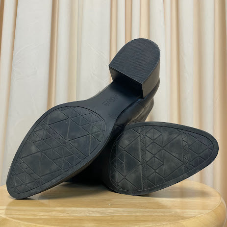 Booties Life Stride Size 9.5