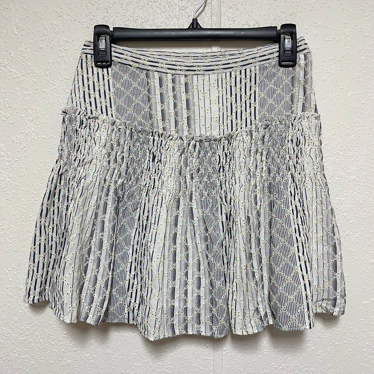 Skirts Dance&Marvel Size Small