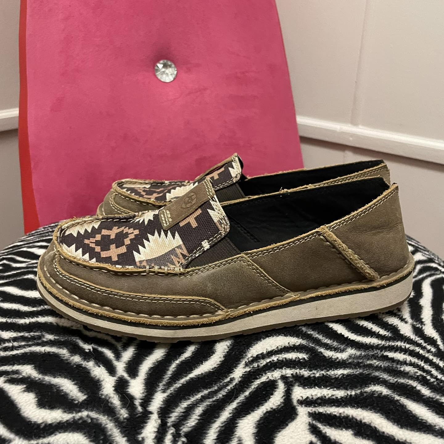 Slip On Ariat Size 6
