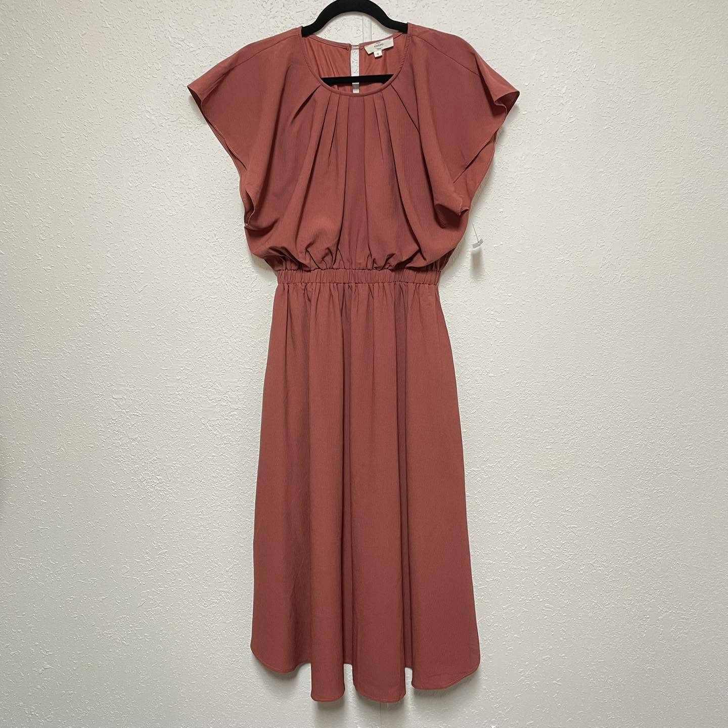 Dresses entro Size Small