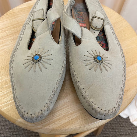 Slip On Hush Puppies Size 9