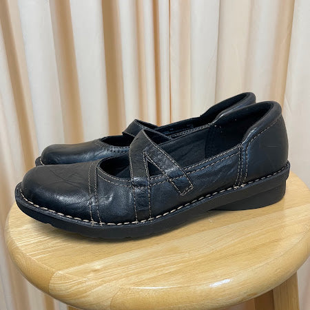 Flats Clarks Size 8