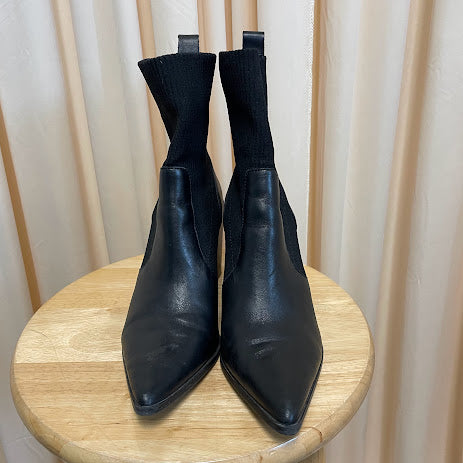 Booties ALDO Size 8