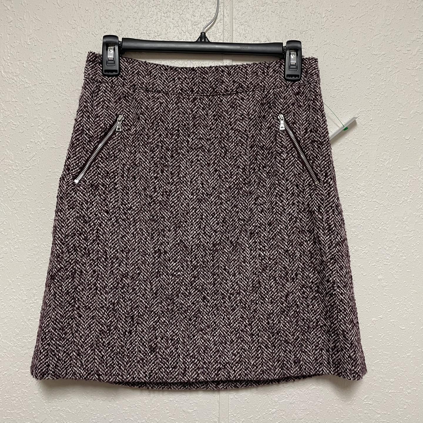 Skirts Loft Size 0