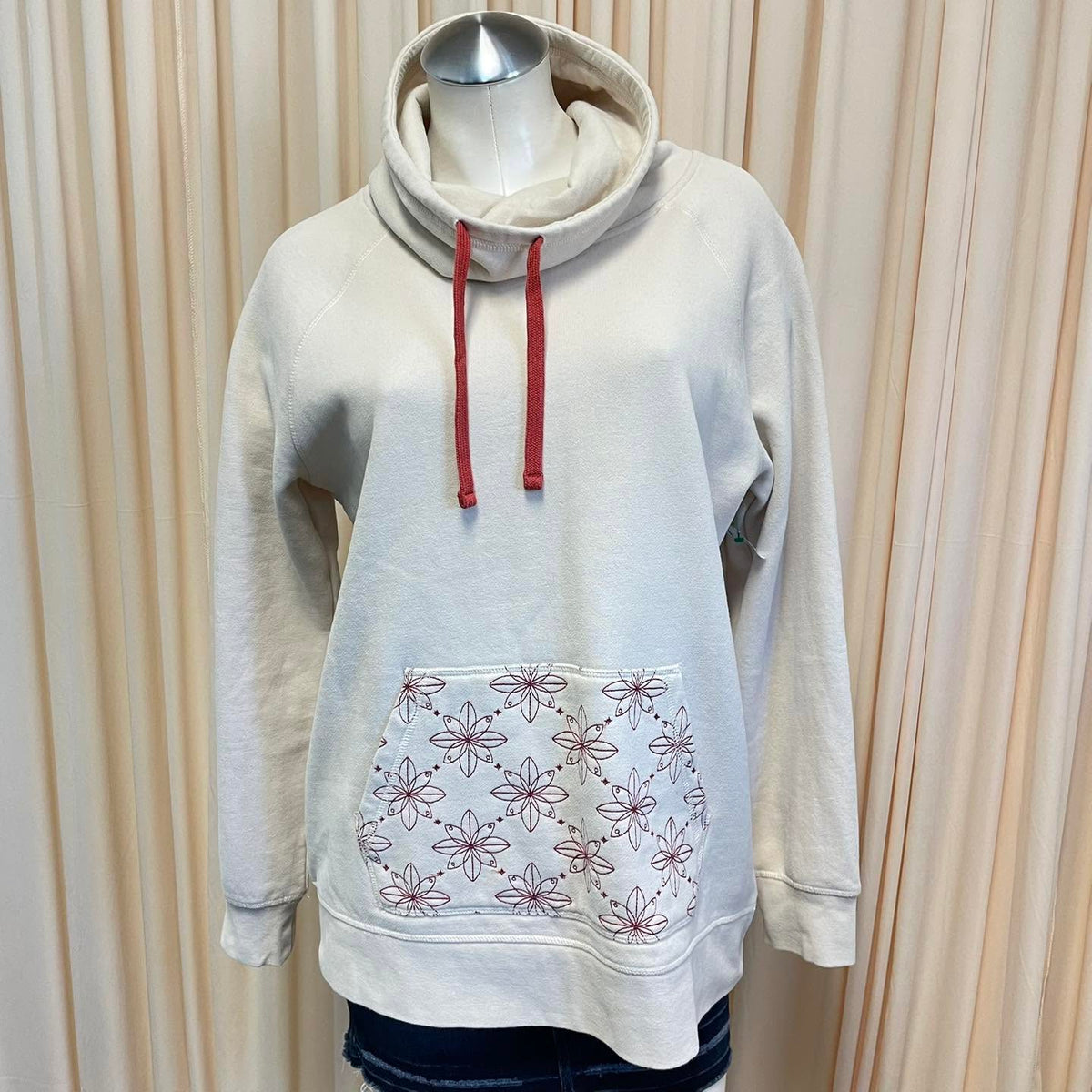 Sweaters Burton Size Large