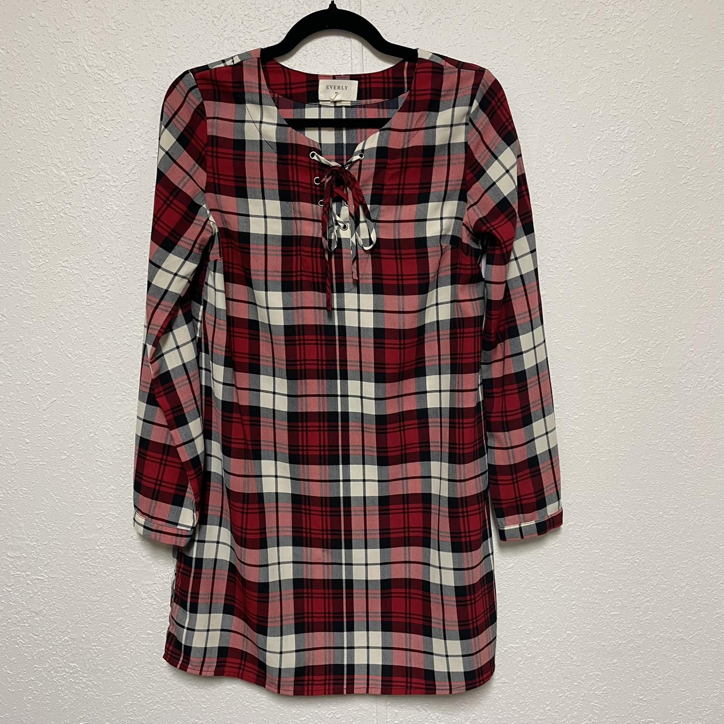 Dresses Everly Size Small