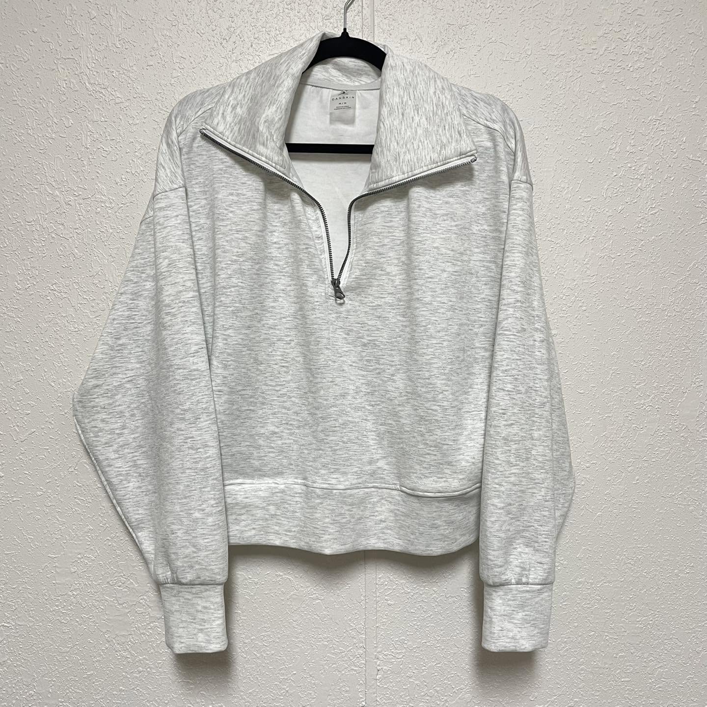 Top Danskin Size Medium