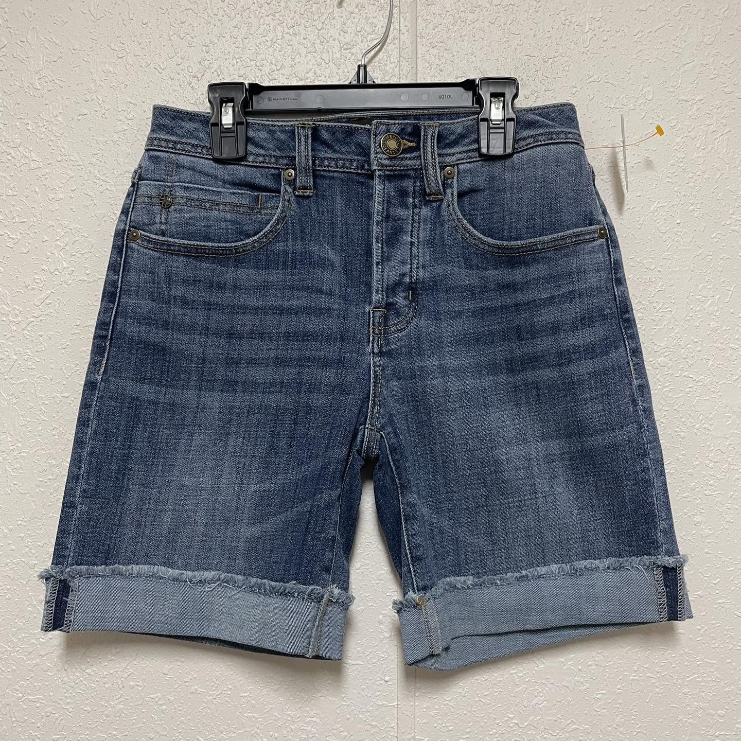 Shorts Liverpool Size 2