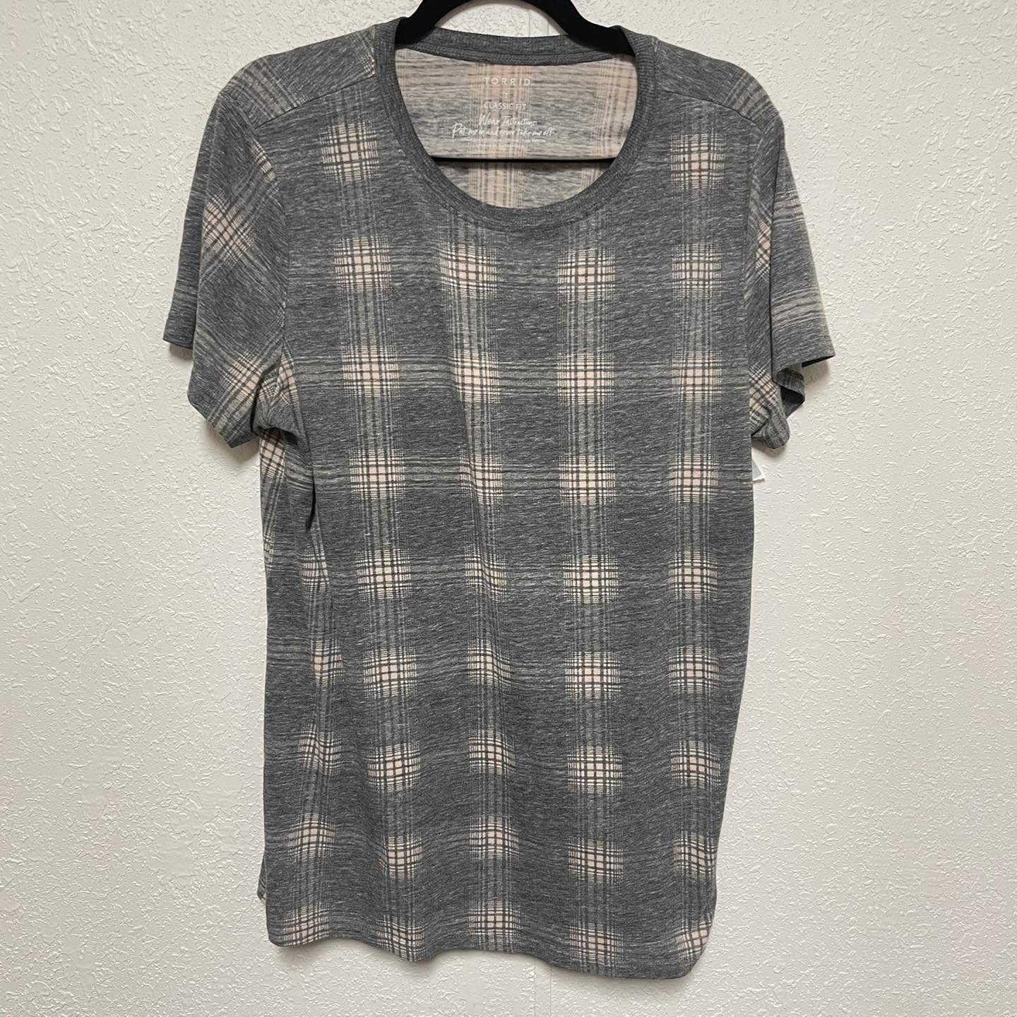 Top Torrid Size 1