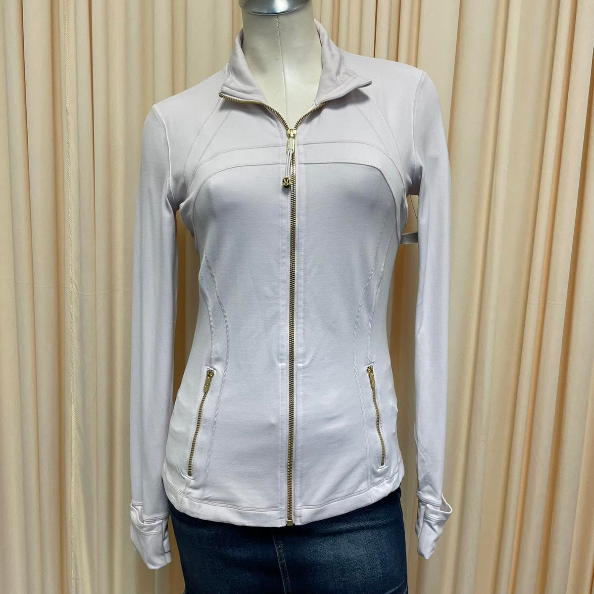 Activewear Lululemon Size 8