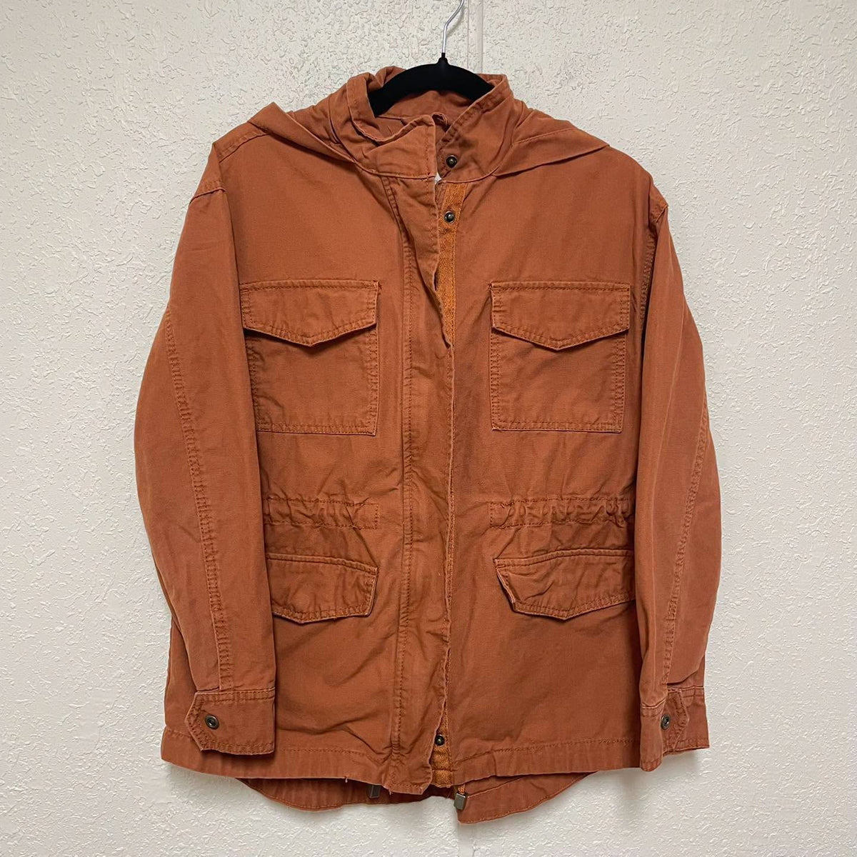 Jackets Universal Thread Size Small