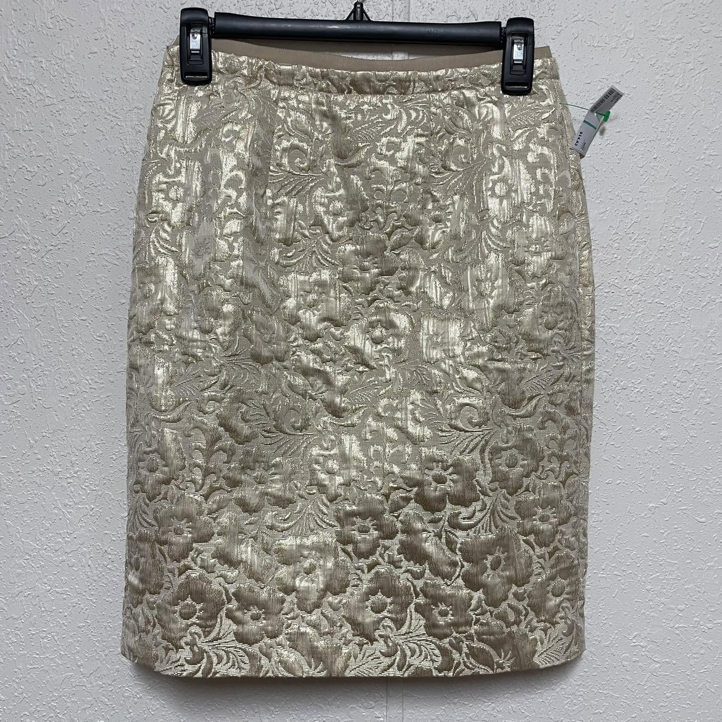 Skirts Loft Size 0