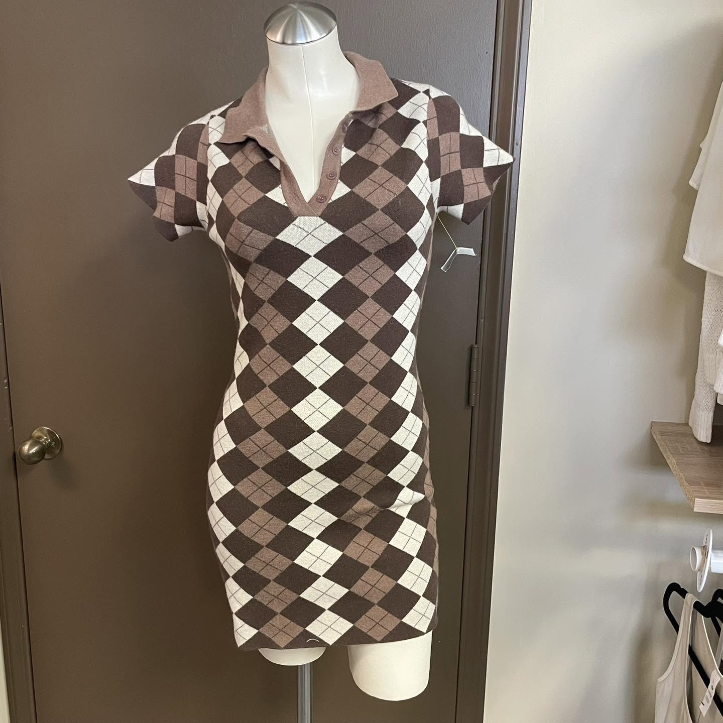 Dresses Kendall + Kylie Size Small