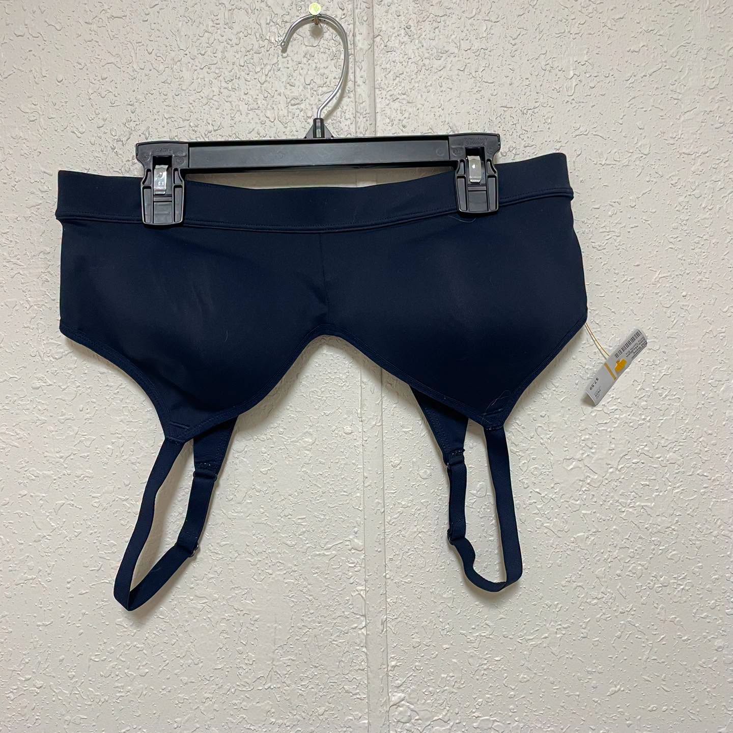 Activewear Old Navy Size Medium