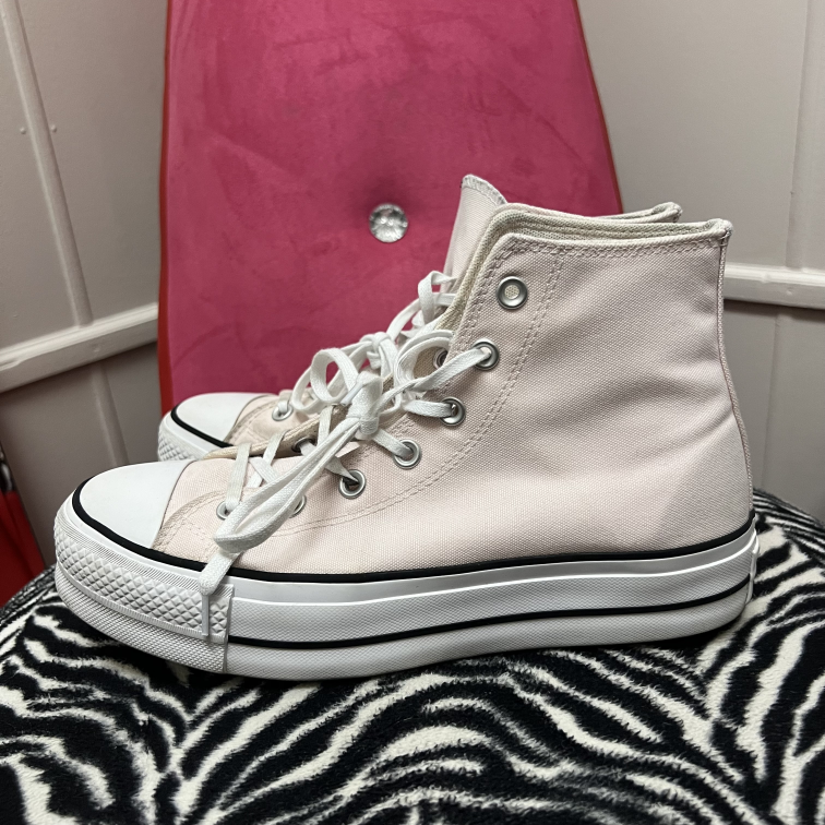 Sneakers Converse Size 9