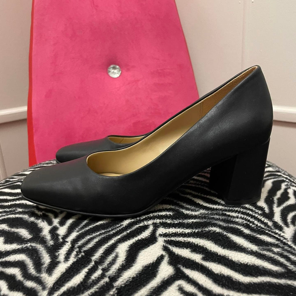 Heels Naturalizer Size 7